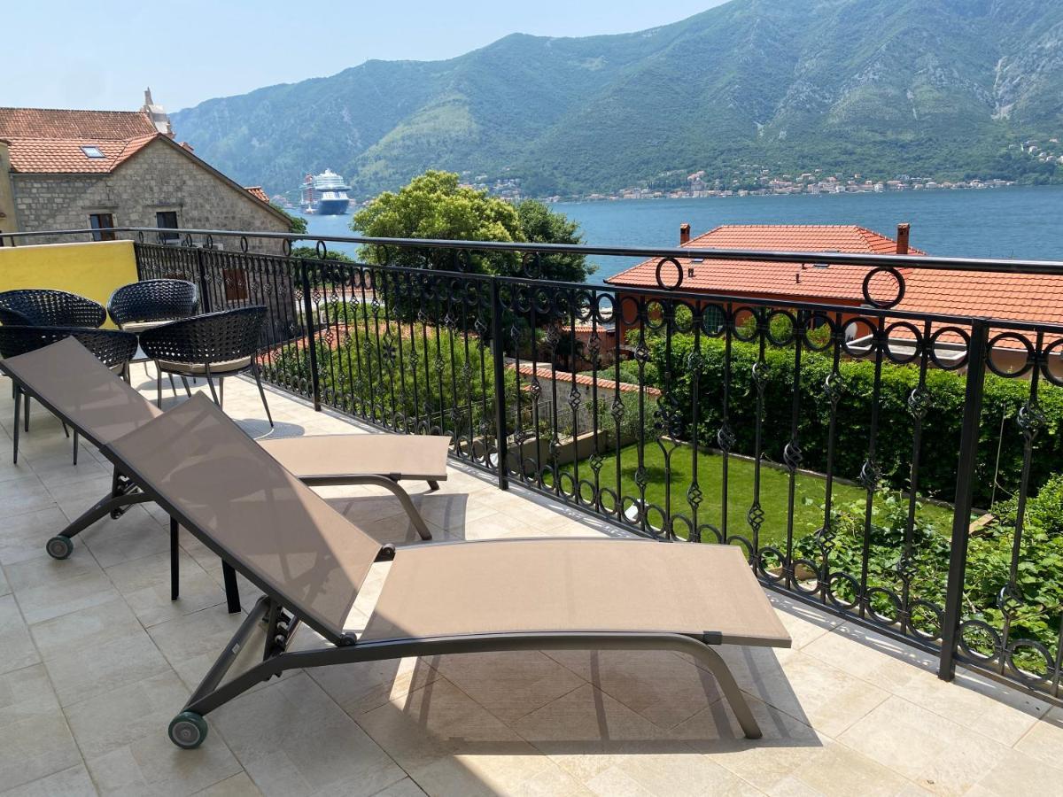 2Montenegro Mimoza Apartments Dobrota Esterno foto