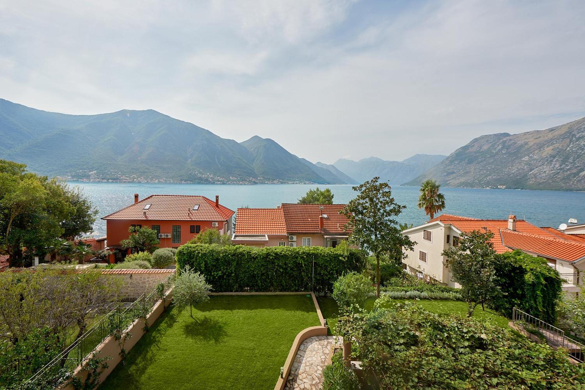 2Montenegro Mimoza Apartments Dobrota Esterno foto